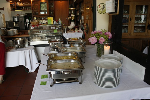 Café im Feld – Innenansicht 2